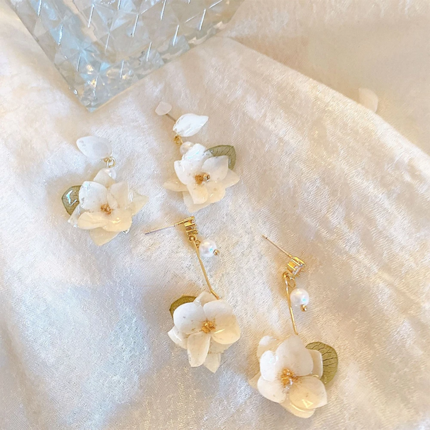 Handmade Real White Hydrangea Flower Resin Earrings