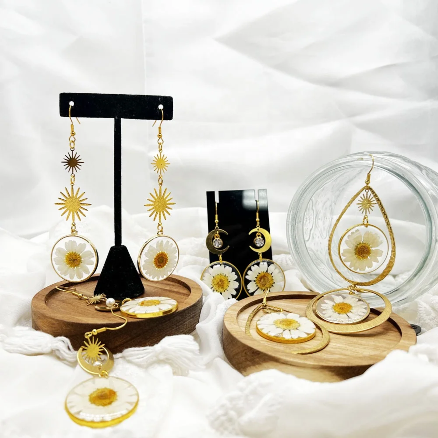 Handmade Real Pressed White Daisy Resin Earrings