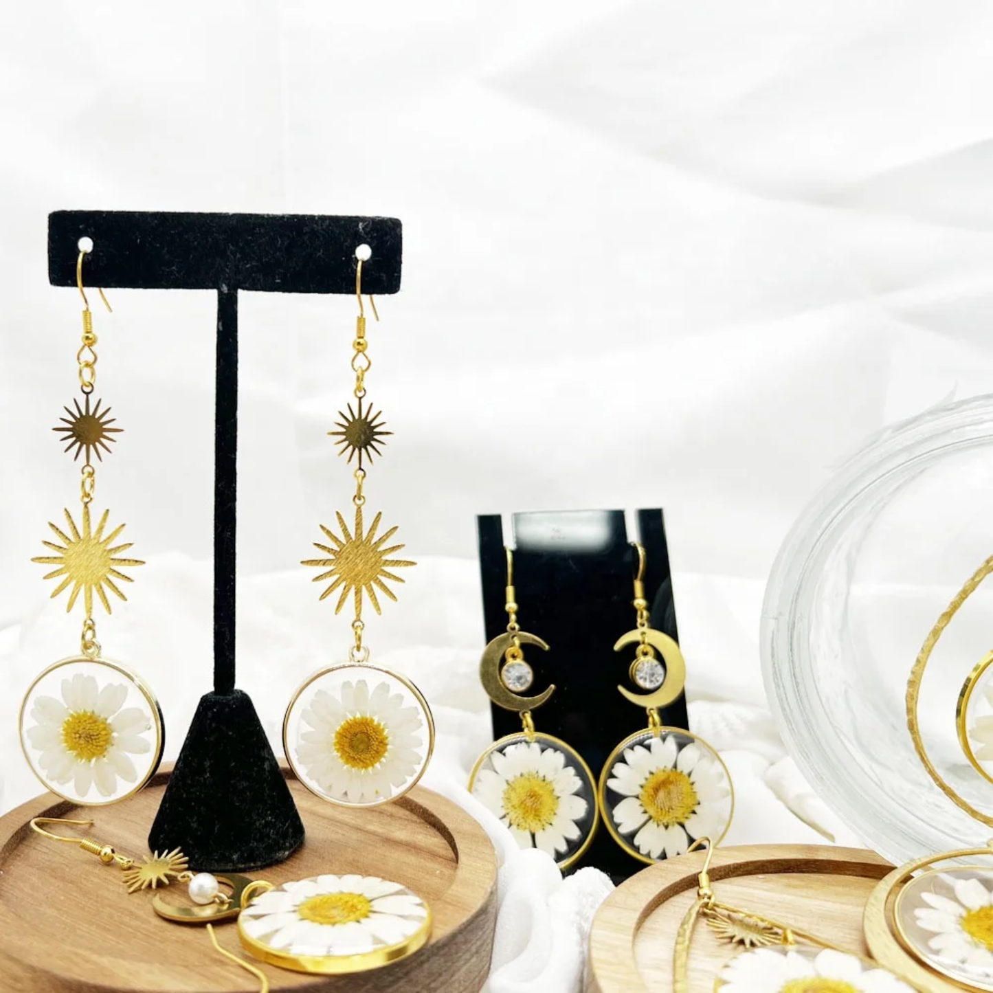 Handmade Real Pressed White Daisy Resin Earrings