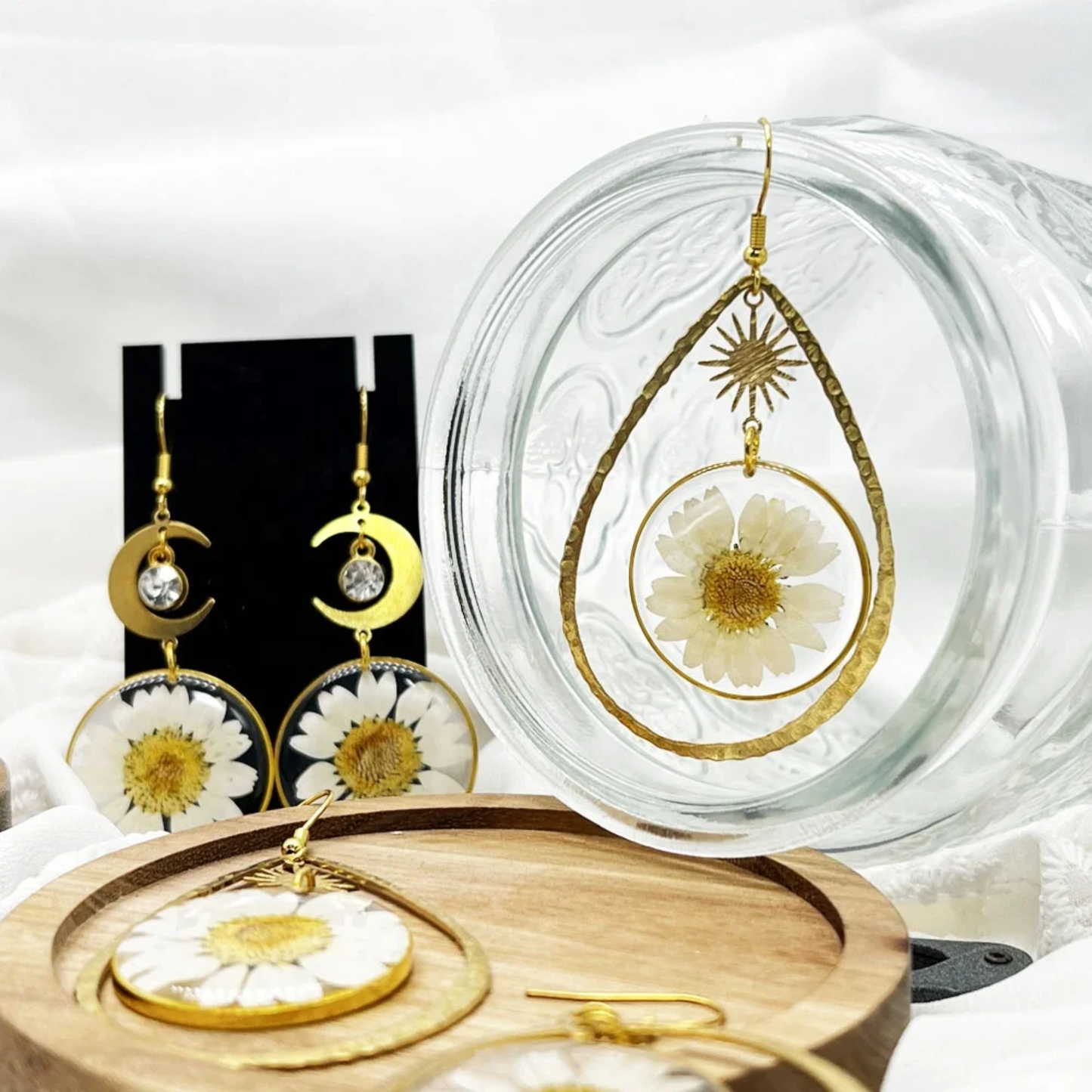 Handmade Real Pressed White Daisy Resin Earrings